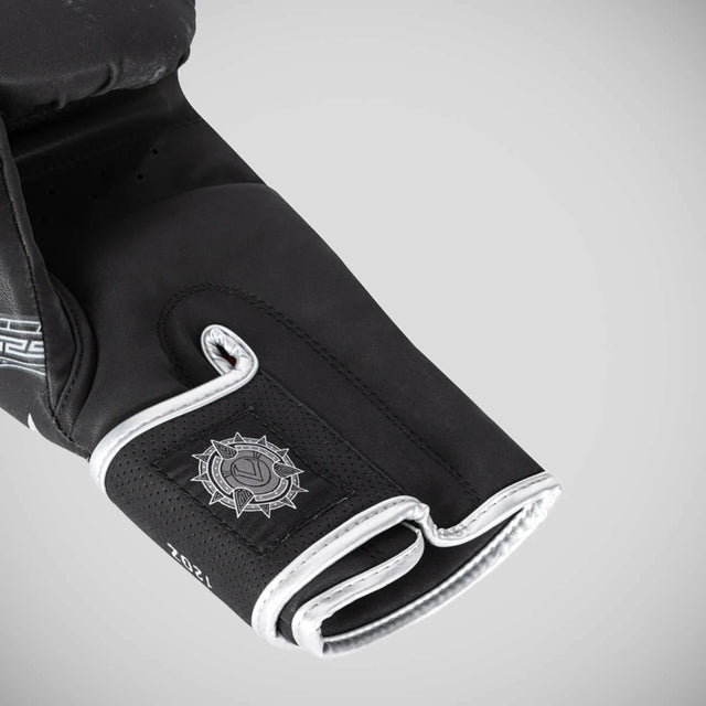 Venum Gladiator 5.0 Boxing Gloves Black/Silver