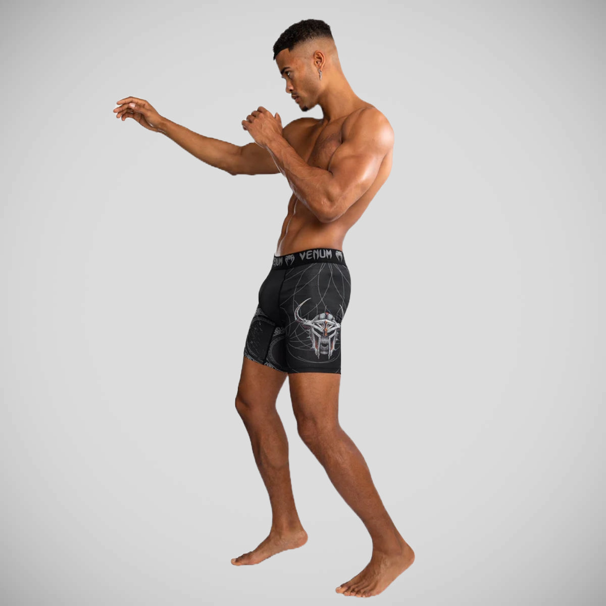 Venum Gladiator 5.0 Vale Tudo Shorts Schwarz/Silber