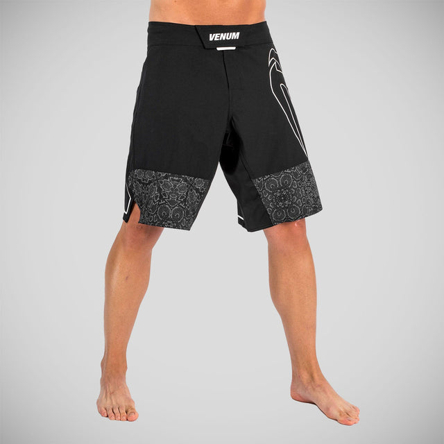 Venum Light 4.0 Fight Shorts Black/White