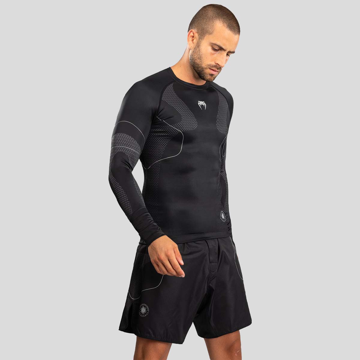Venum Nexus Long Sleeve Rash Guard Schwarz/Silber