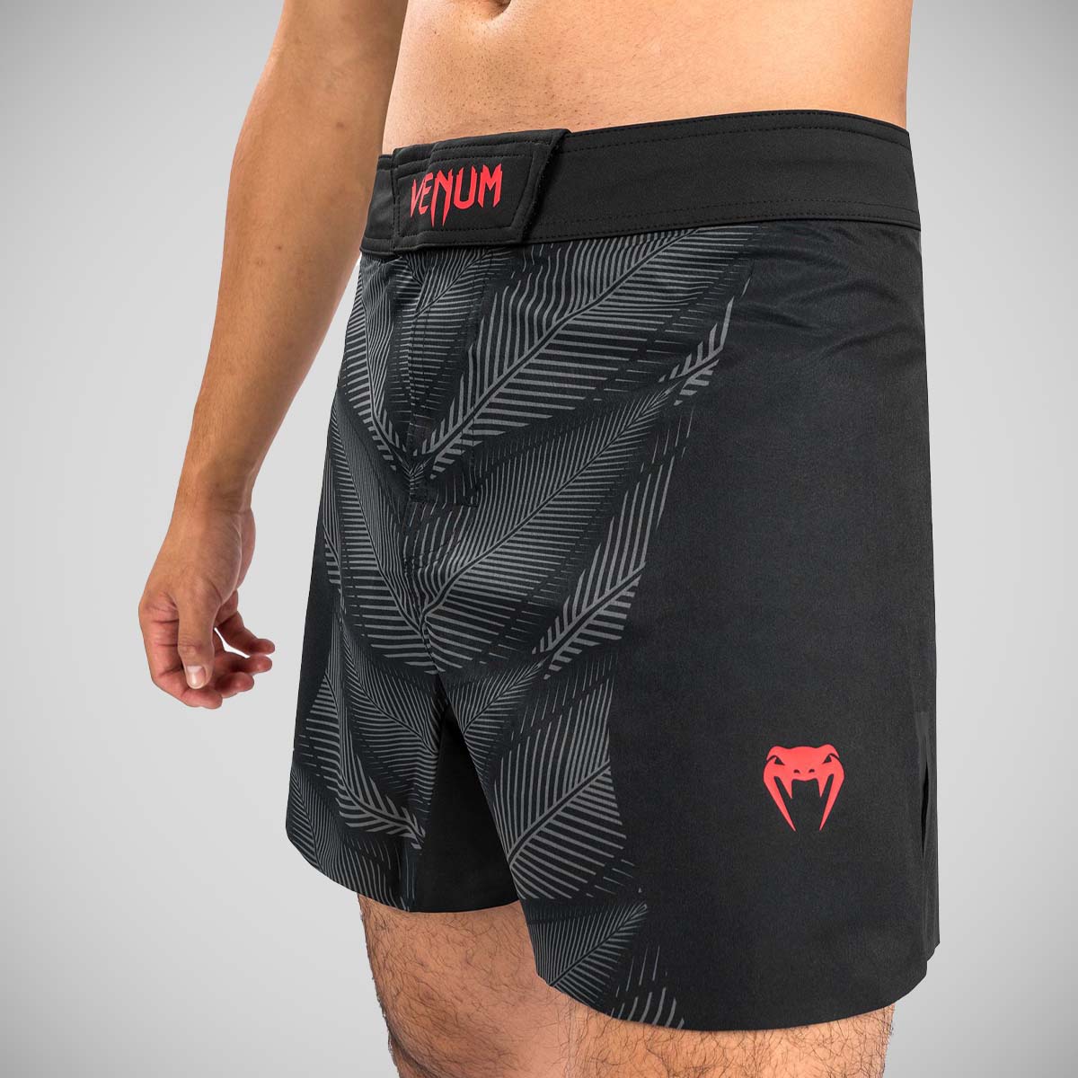 Venum Phantom Fight Shorts Black/Red