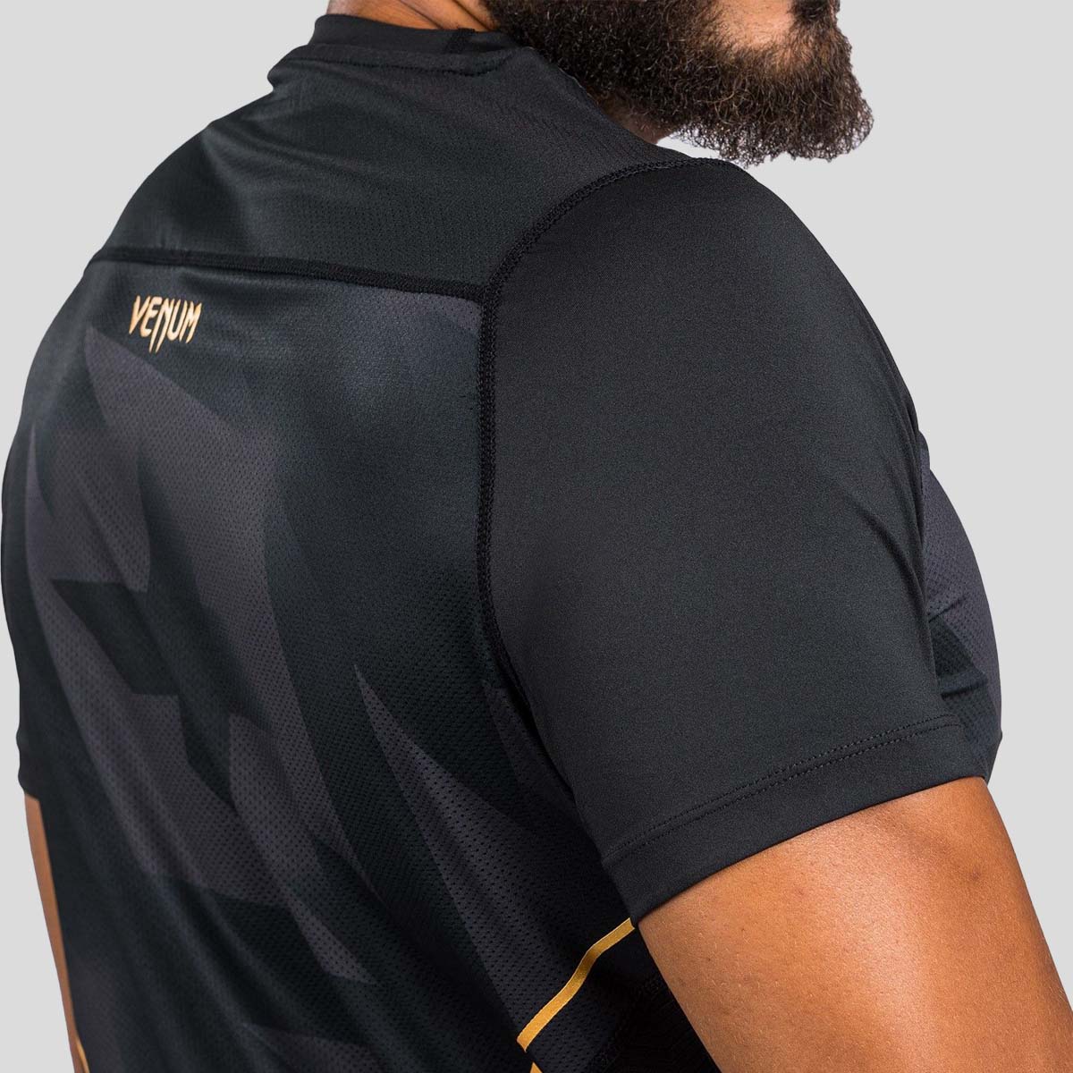 Venum Razor Dry Tech T-Shirt Black/Gold
