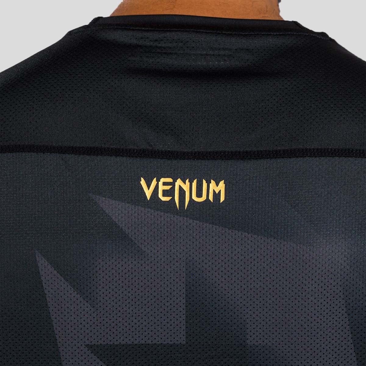 Venum Razor Dry Tech T-Shirt Black/Gold