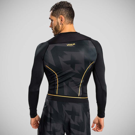 Venum Razor Slave Longa Rash Guard preto/dourado