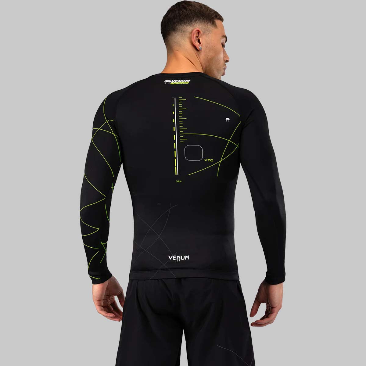 Venum Tabără de antrenament 4.0 Gardă cu mânecă lungă Black/Neo Green