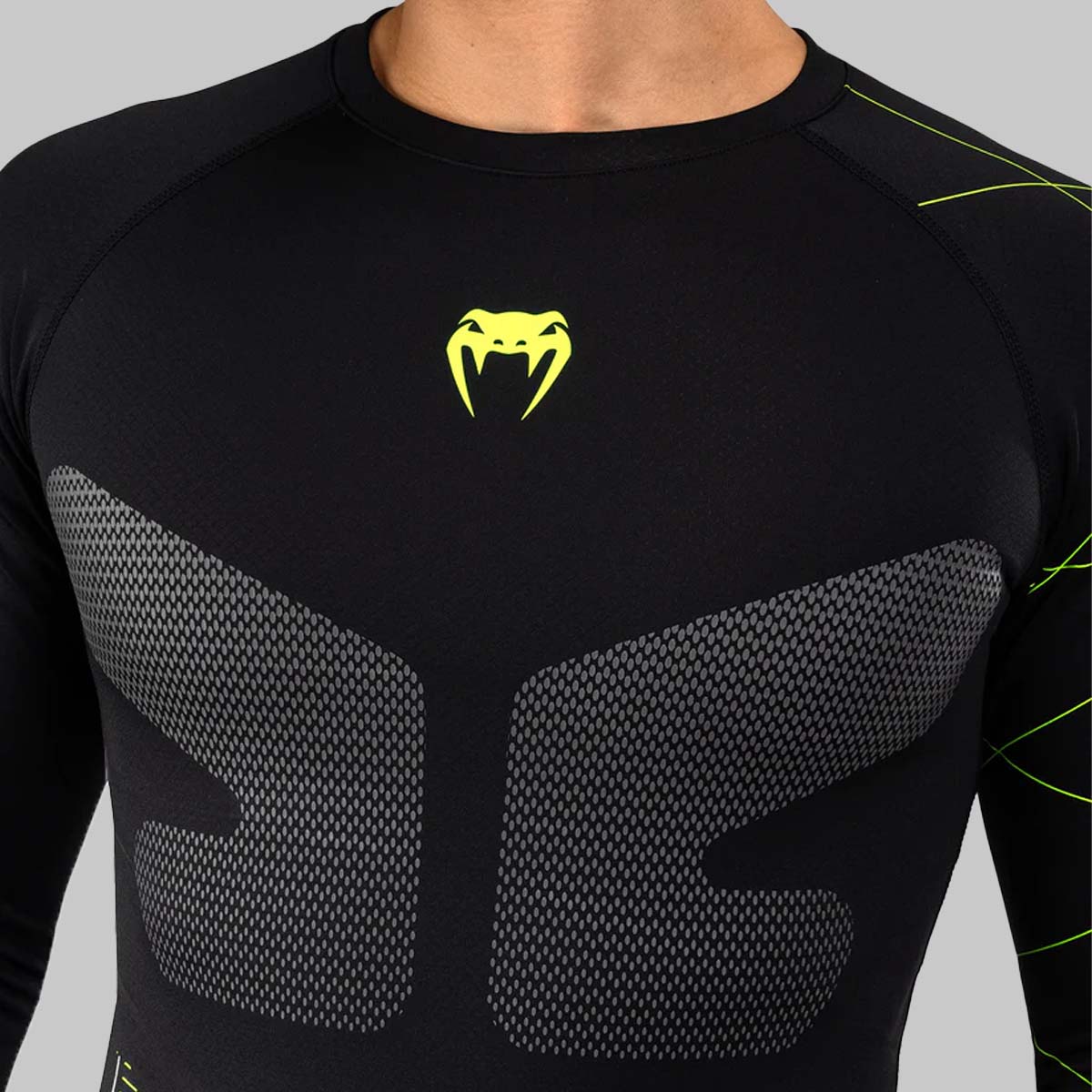 Venum Tabără de antrenament 4.0 Gardă cu mânecă lungă Black/Neo Green