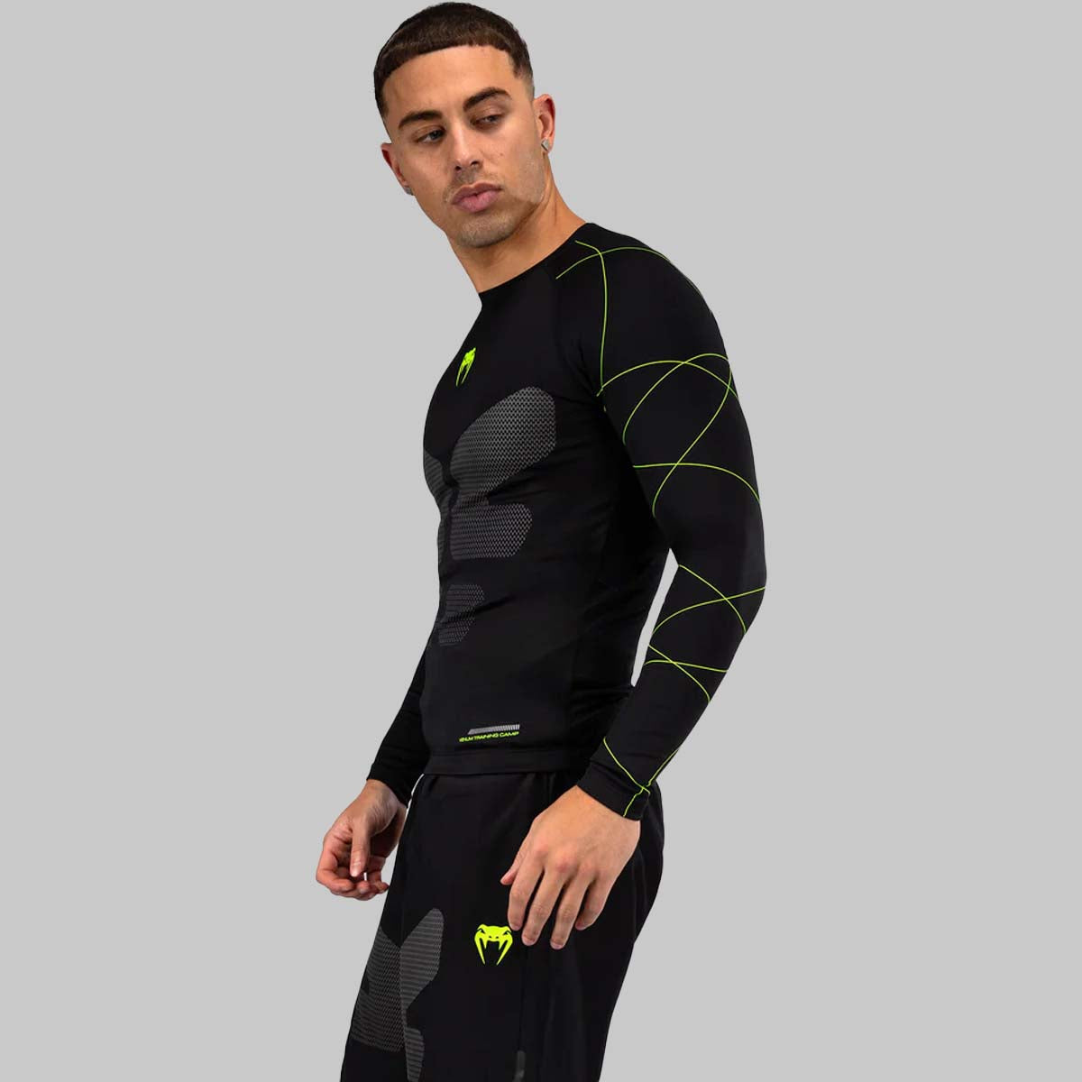 Venum Tabără de antrenament 4.0 Gardă cu mânecă lungă Black/Neo Green