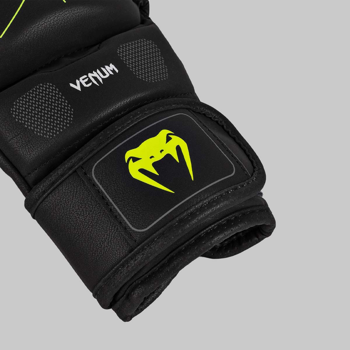 Venum Trainingslager 4.0 Sparringhandschuhe Schwarz/Neogrün