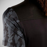 Venum UFC Authentic Fight Week Frauen trocken Tech T-Shirt Schwarz