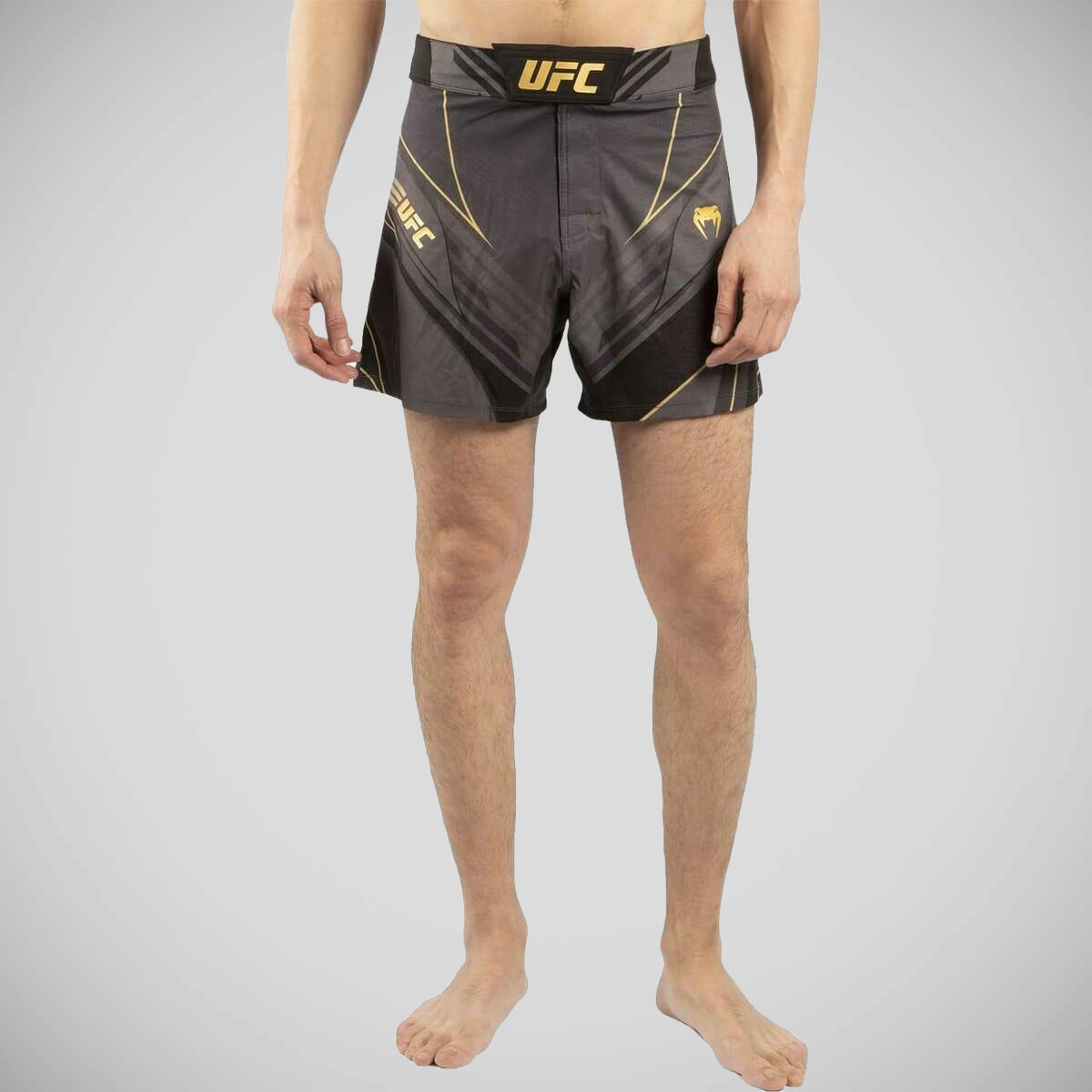 Венум UFC Pro Line Fight Shorts Black/Gold