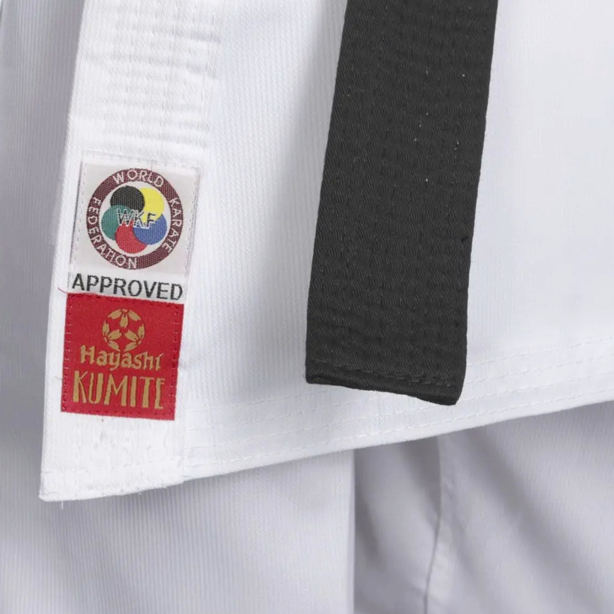 Weißer Hayashi Kumite WKF zugelassenes Karate GI zugelassen