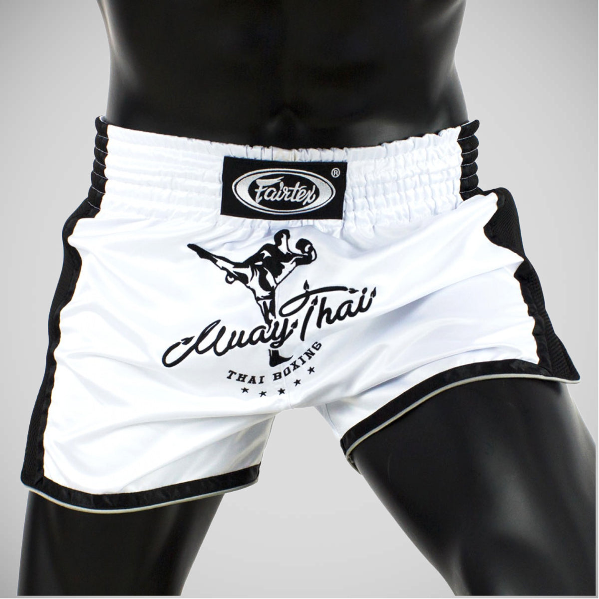 Weiß Fairtex BS1707 Slim Cut Muay Thai Shorts