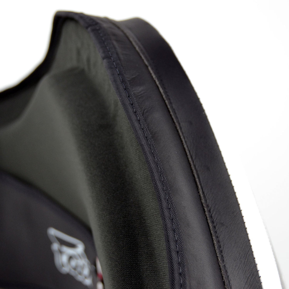 Fairtex BPV3 Microfiber Belly Pad Black/White