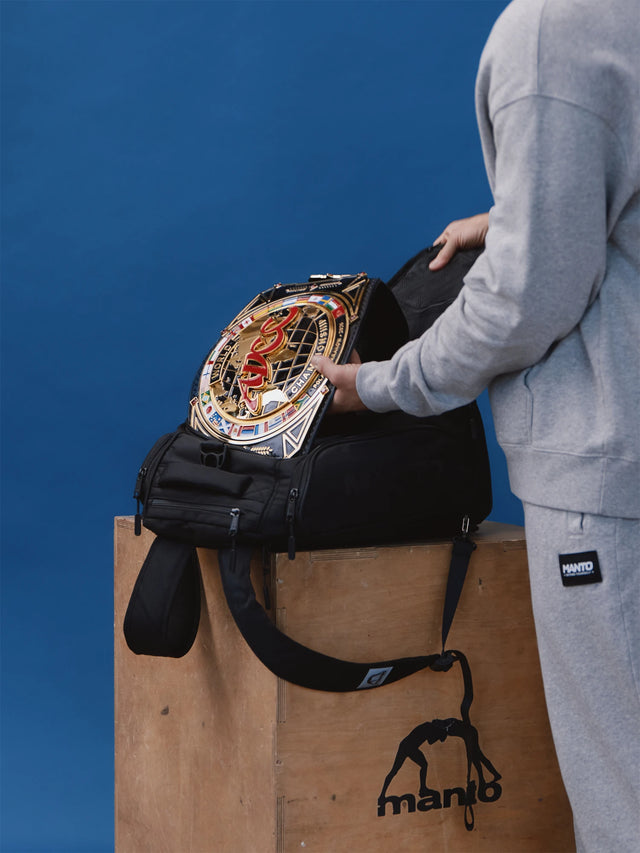 Manto Circle Convertible Backpack Blackout, view 3 of 12