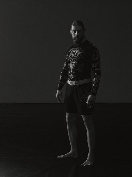 Manto Amor Fati Long Sleeve Rash Guard Black, front view