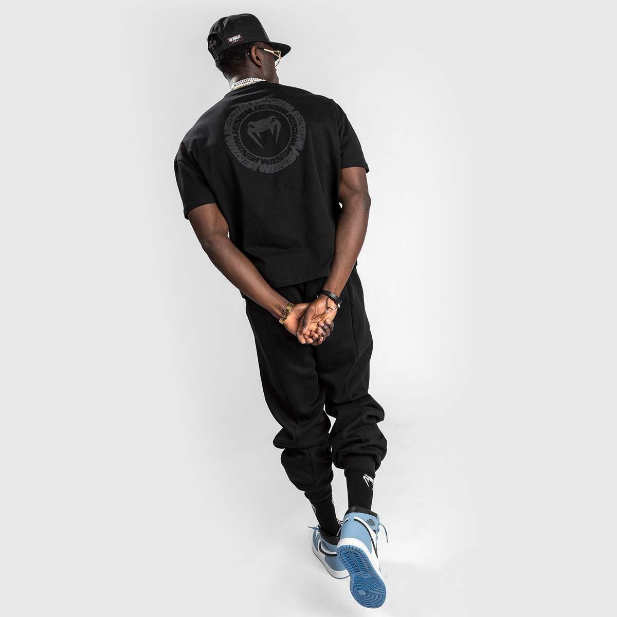 黒いvenum渦xl Tシャツ