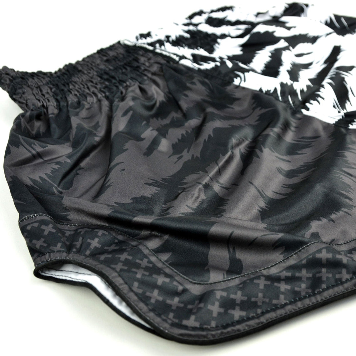 Twins Special Muay Thai Shorts Jungle Black-White