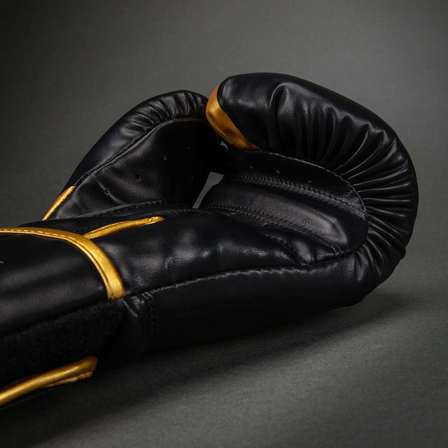 Venum Challenger 2.5 Boxing Gloves Black/Gold