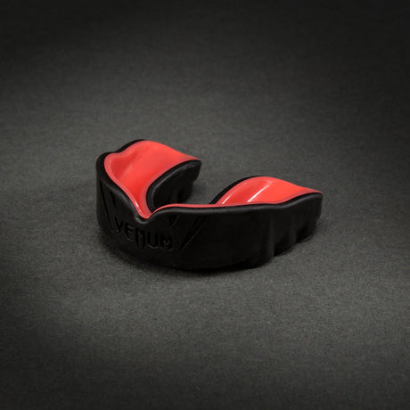 Venum Challenger Mouthguard Black/Corail - back