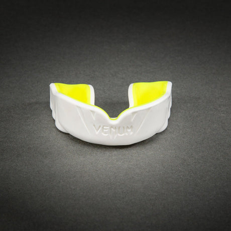 Venum Challenger Mouthguard White/Yellow - front
