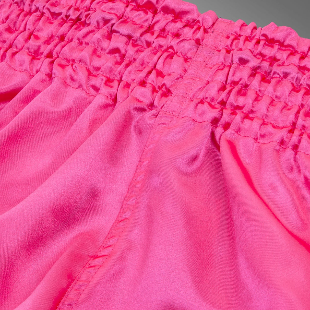 Venum Classic Muay Thai Short Pink/White - detail