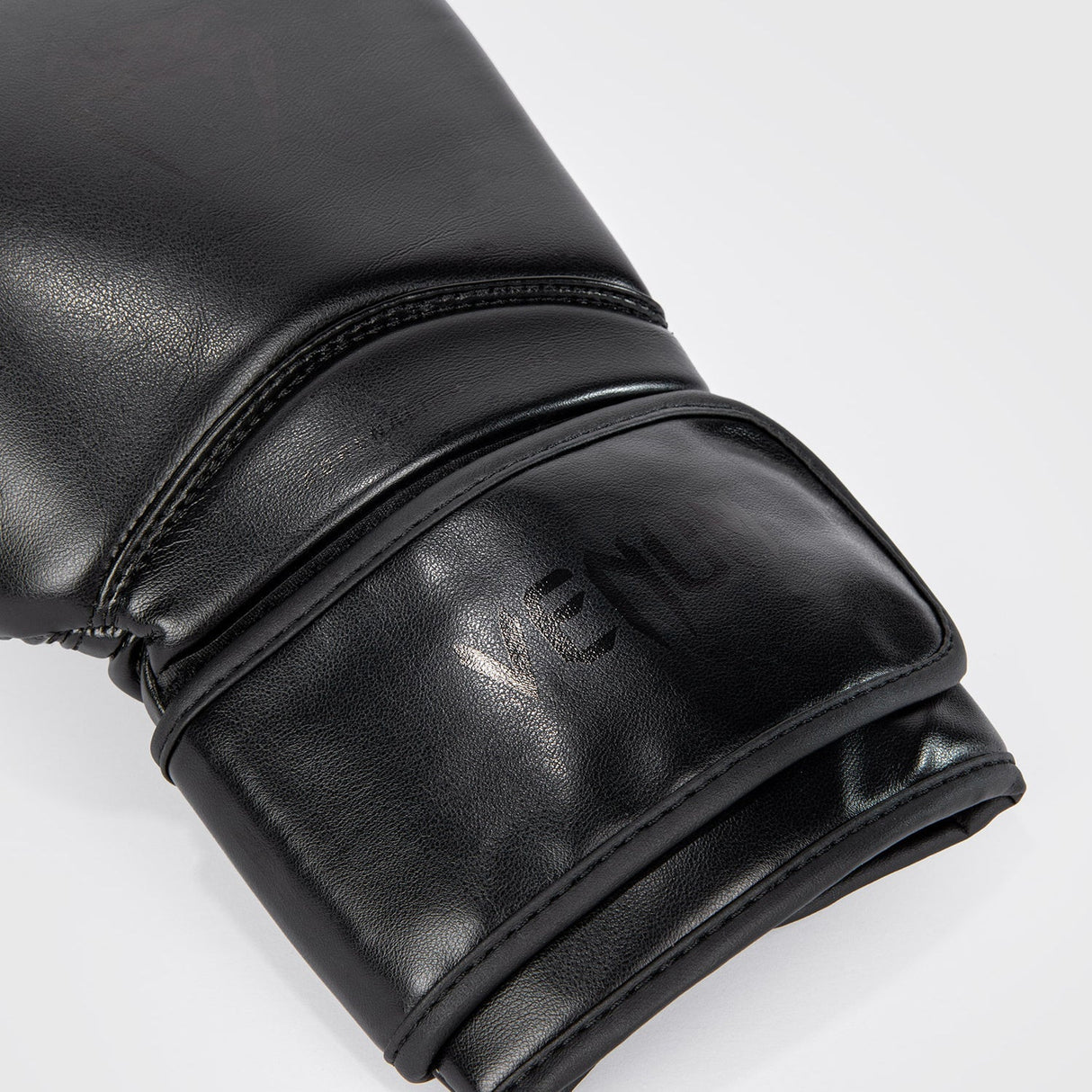 Venum Contender 1.5 Boxing Gloves Black/Black - 5