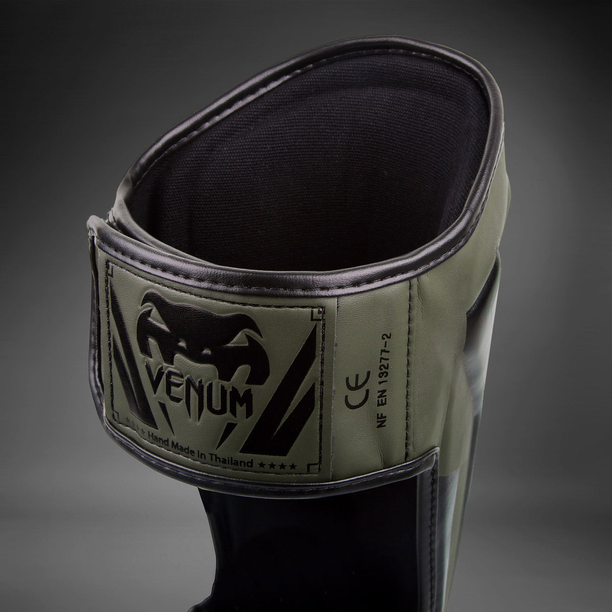 Venum Elite Stand Up Shin guards Khaki/Black - detail