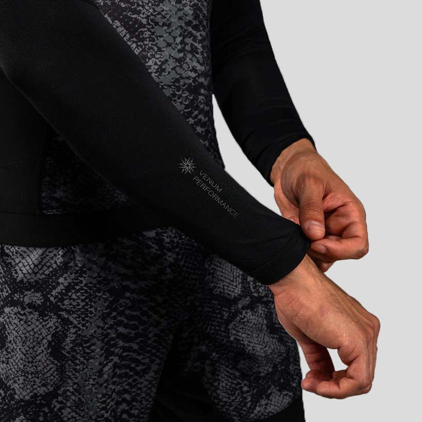 Venum G-Fit Scales Long Sleeve Rash Guard Black/Charcoal Grey
