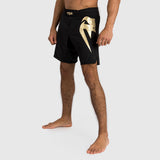 Venum Light 5.0 Fightshorts Black/Gold - side
