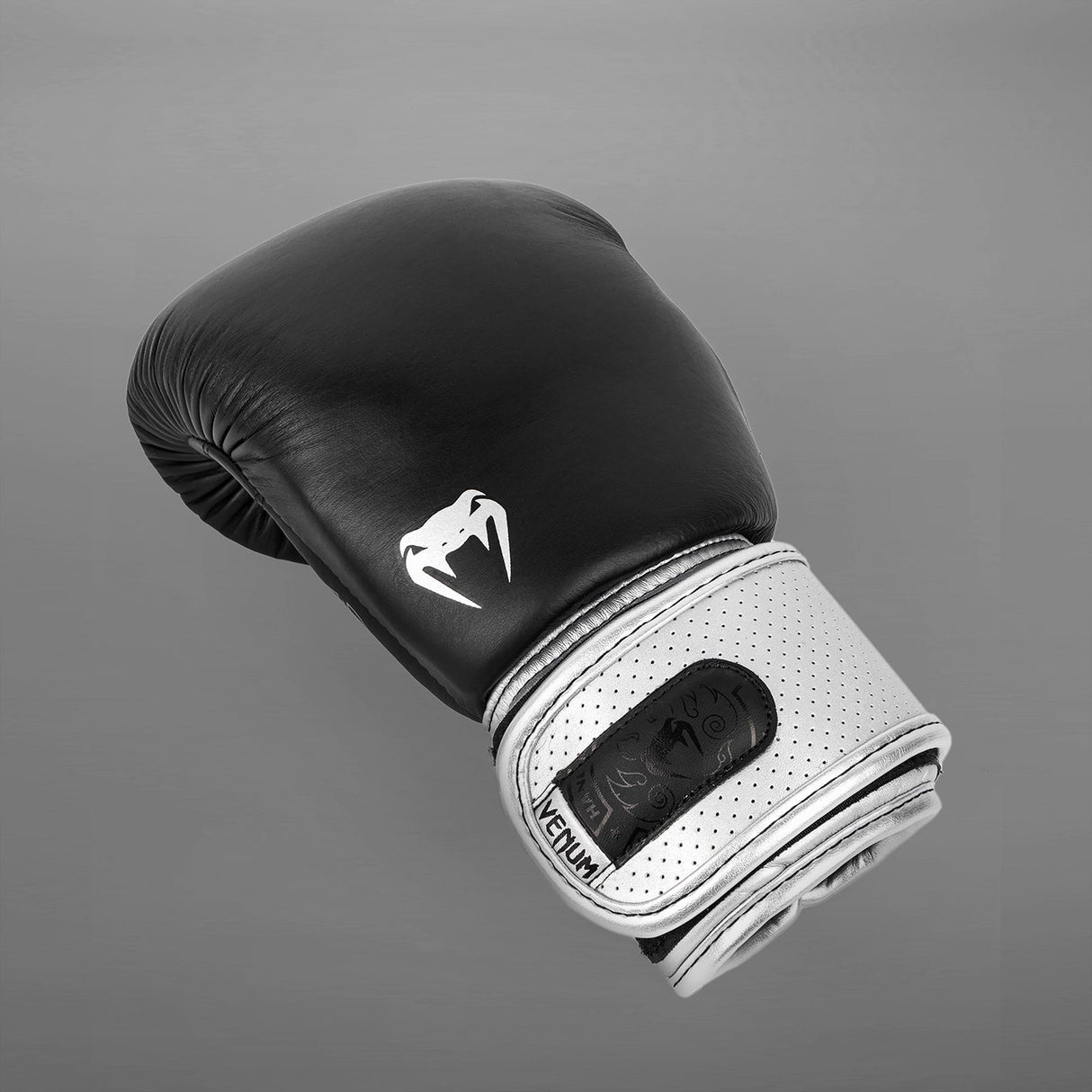 Venum Power 2.0 Boxing Gloves Black/Silver - side
