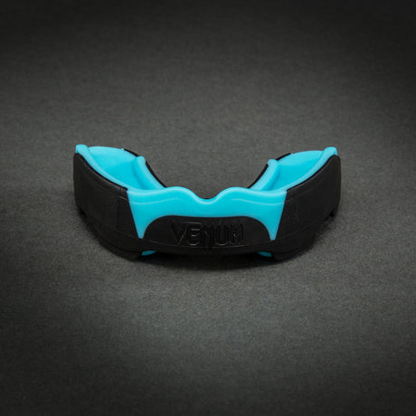 Venum Predator Mouthguard – Black/Turquoise - front