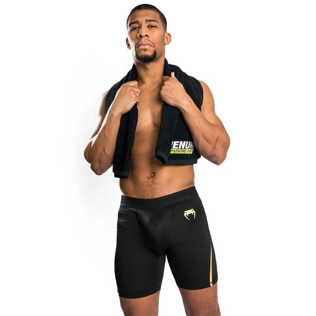 Venum Tempest 2.0 Vale Tudo Shorts Black/Gold Small 